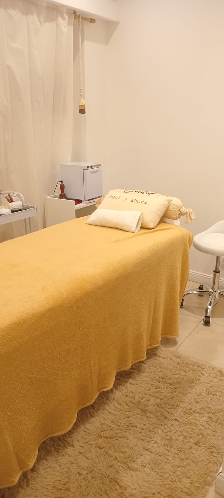 Gabinete 03 en alquiler: masoterapia con acceso a baño y ducha, Palermo, CABA
